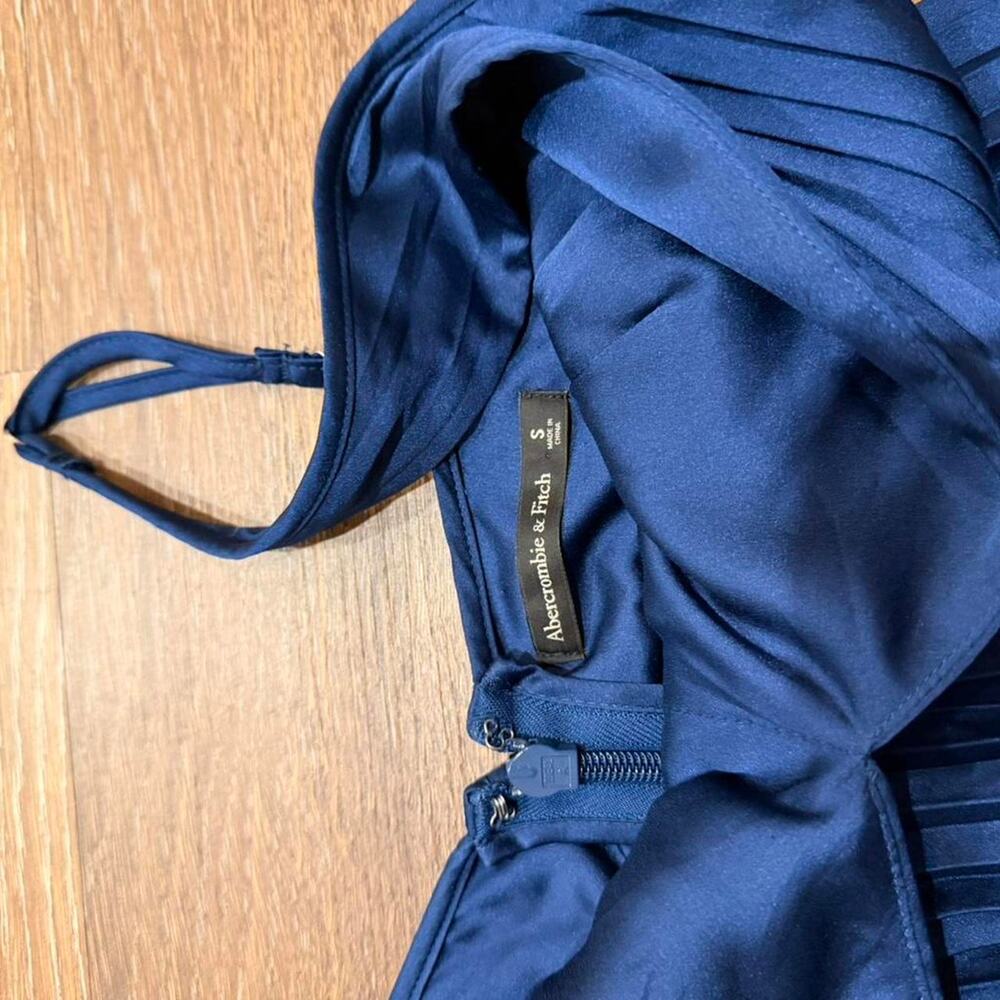 Abercrombie and Fitch navy blue maxi dress - Picture 5 of 5